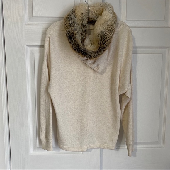 AERIE FAUX FUR HOODIE SWEATER - Picture 10 of 12
